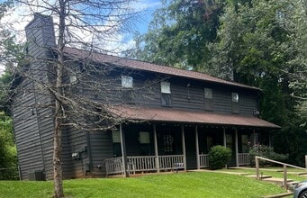 Building Photo - 1487 Springwood Dr SE