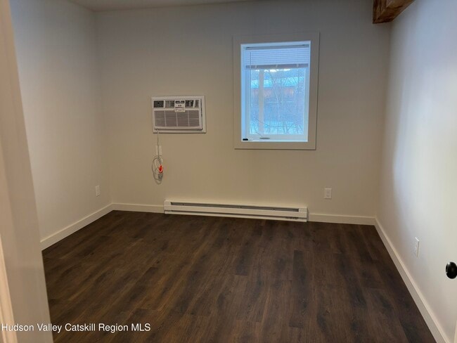 Foto del edificio - 3559 NY-32