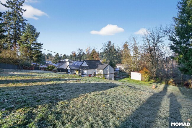 Building Photo - Newly remodeled, Perfect find! 4 Bedroom 2.5 Bathroom