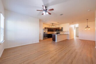 Building Photo - 1407 Brashear Ct