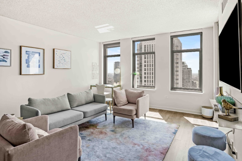 Photo - 601 W Kinzie St (Chicago, IL)