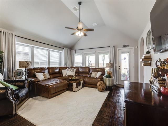 Building Photo - 255 Moonshadow Dr