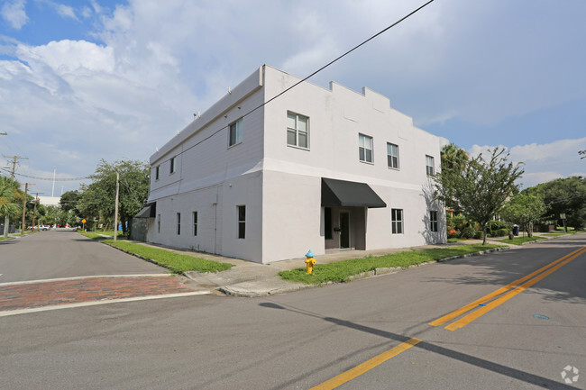 Foto del edificio - Tampa Heights Building