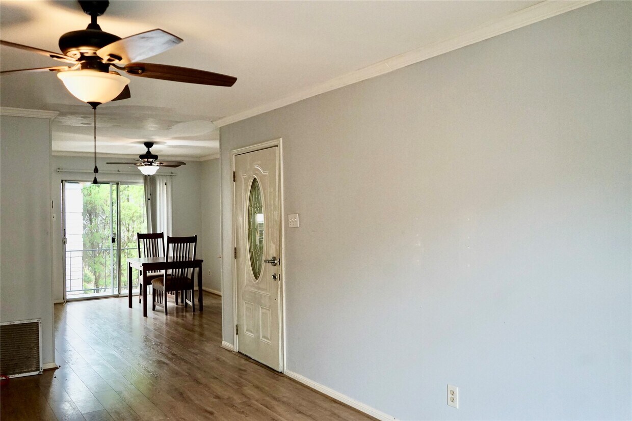 Foto principal - 7900 Westheimer Rd