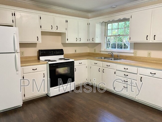 Foto del edificio - 5154 Pond Creek Rd