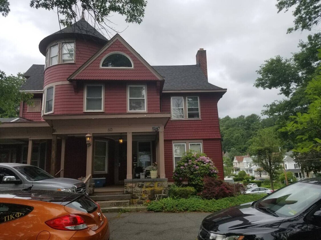 Primary Photo - 60 Mills St