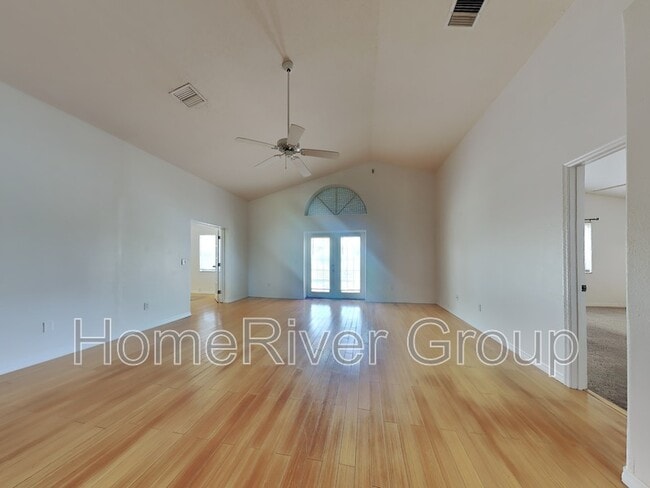 Building Photo - 679 Heather Stone Dr