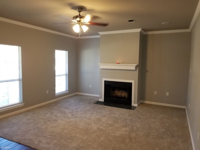 Foto del edificio - 3 br, 2 bath House - 30620 Stephen Drive