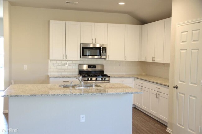 Foto del edificio - 4 br, 2.5 bath House - 21045 Wenze Lane
