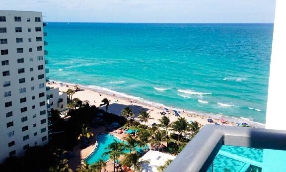 Condo with ocean view - 4001 S Ocean Dr