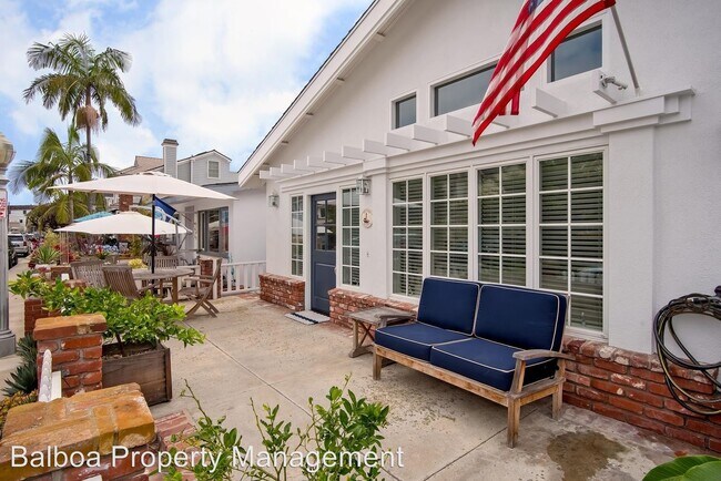 Building Photo - 210 Opal Ave