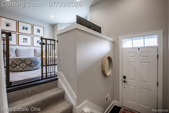 Building Photo - 2785 Hartwick Dr