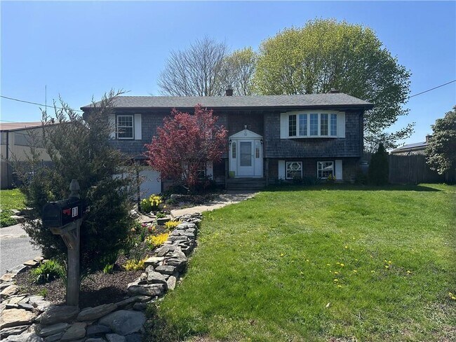 Foto del edificio - 11 Pocono Rd