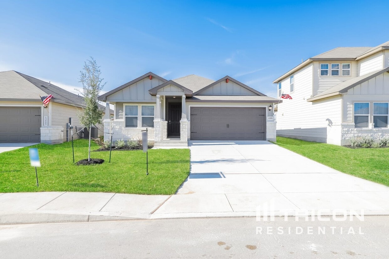 13559 Paxton Boulevard Saint Hedwig TX House Rental in Saint Hedwig