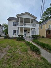 Building Photo - 403 W Hampton Ave