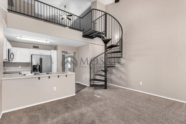 Foto del edificio - 9233 E Neville Ave