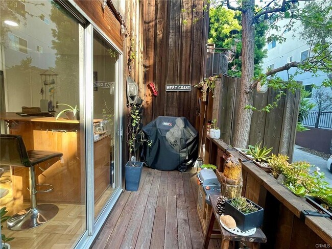 Foto del edificio - 11616 Chenault St