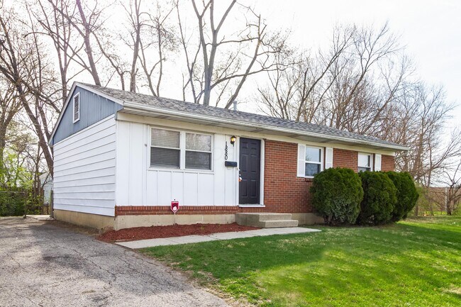 Foto del edificio - 1880 Queensrowe Pl