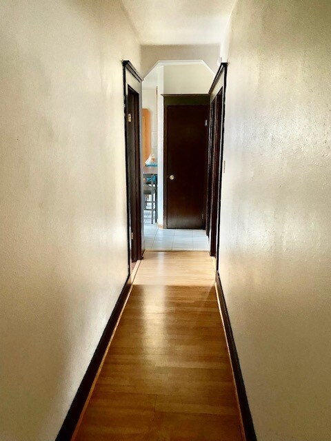 hallway - 5325 Roosevelt Way NE