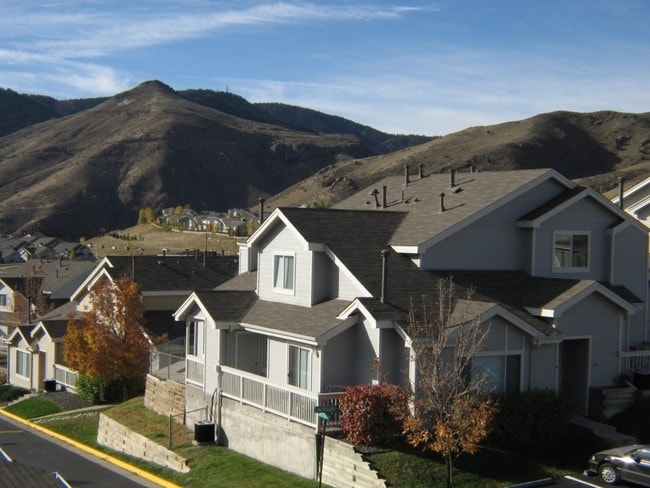 Building Photo - Altitude