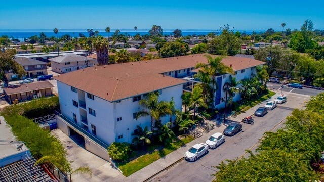 Building Photo - Skyview Apartments