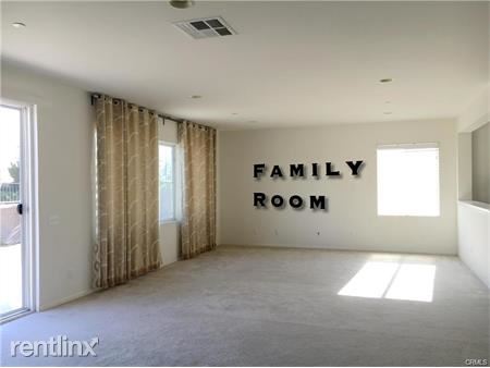 Foto del edificio - 14445 Viva Dr