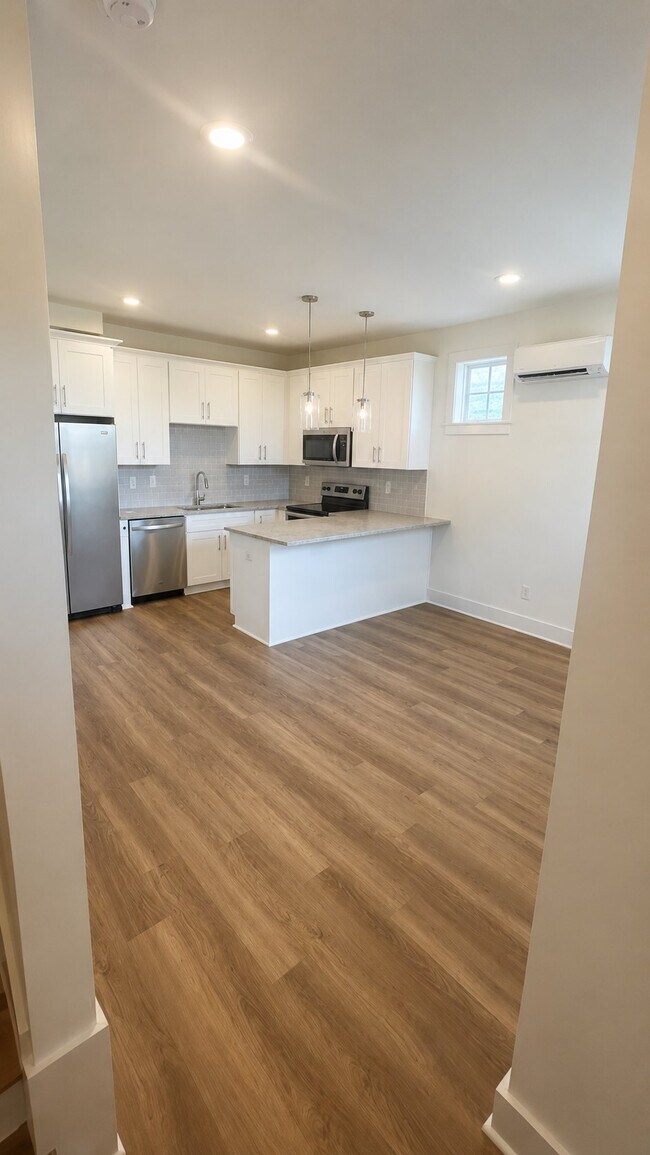 Building Photo - 314B Mulberry Terrace