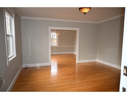 Building Photo - 44 Mt Vernon St