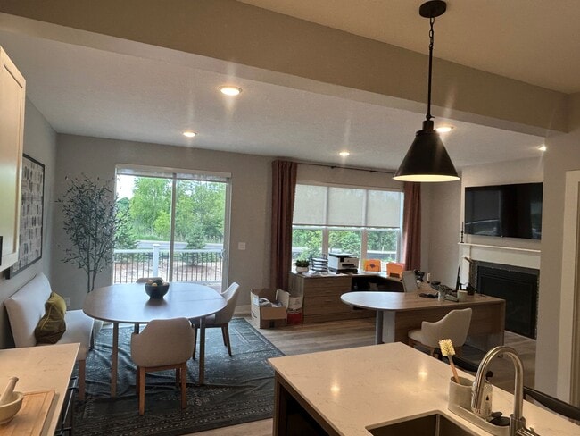Building Photo - Okemos Grand Reserve