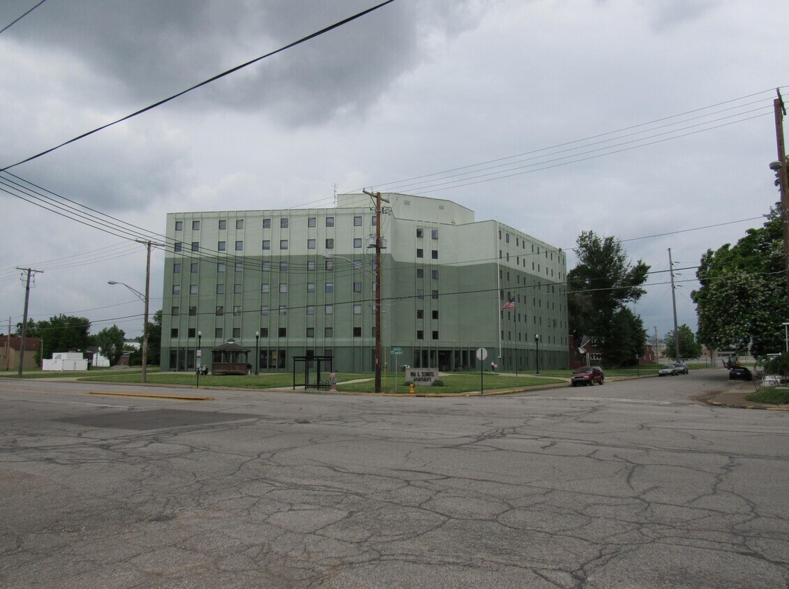Building Photo - 1030 W Franklin St