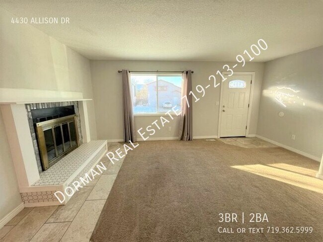 Building Photo - Recently Updated Single Family