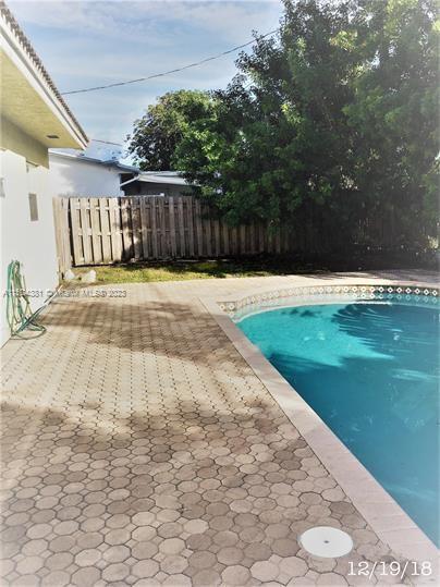 Foto del edificio - 1540 NE 33rd Ct