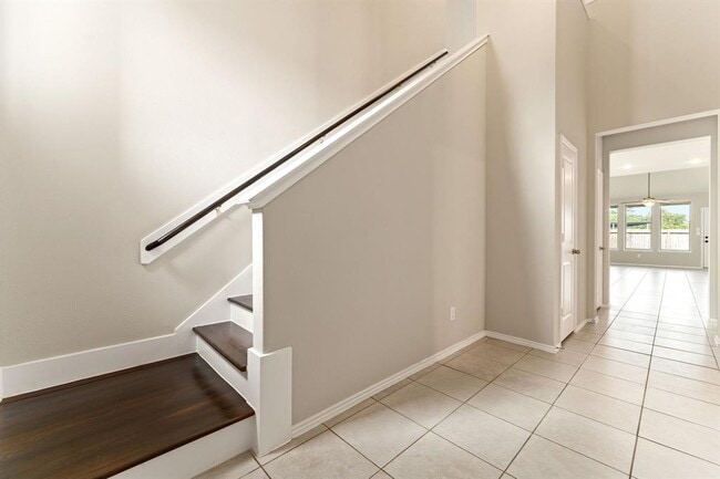 Building Photo - 5014 Aspen Orch Dr