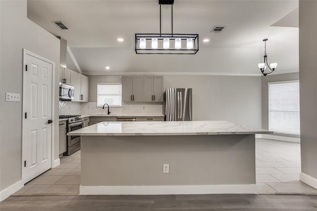 Building Photo - 7309 Dove Cove Dr