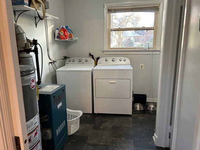 Foto del edificio - 8603 Bentridge Ln