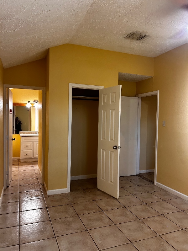 Foto del edificio - 1619 Bugle Run Dr