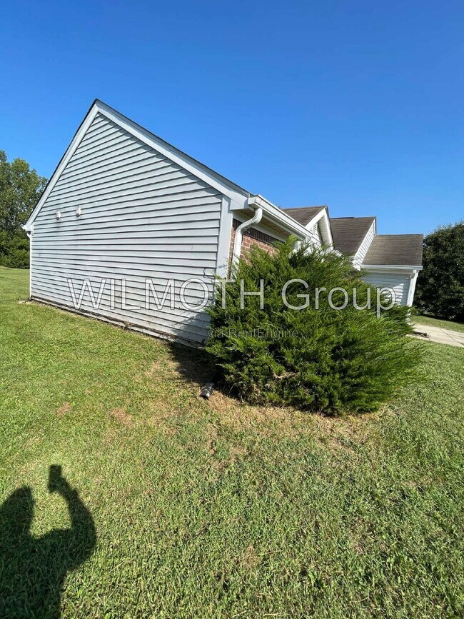 Foto del edificio - 2717 N Rural St