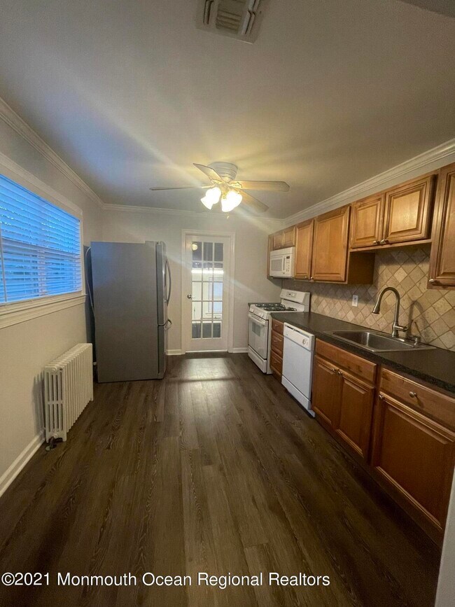 Building Photo - 488 Georgia Tavern Rd