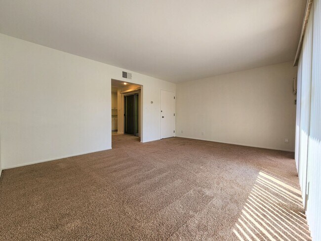 Foto del edificio - 311-311 Bryant St