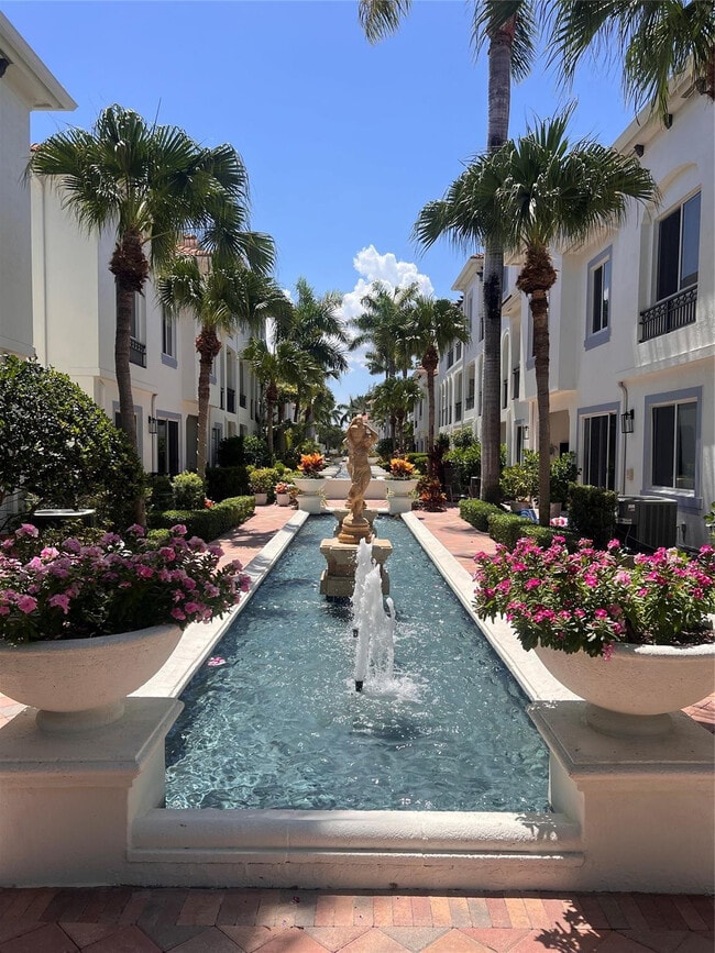 Foto del edificio - 3014 Waterside Cir