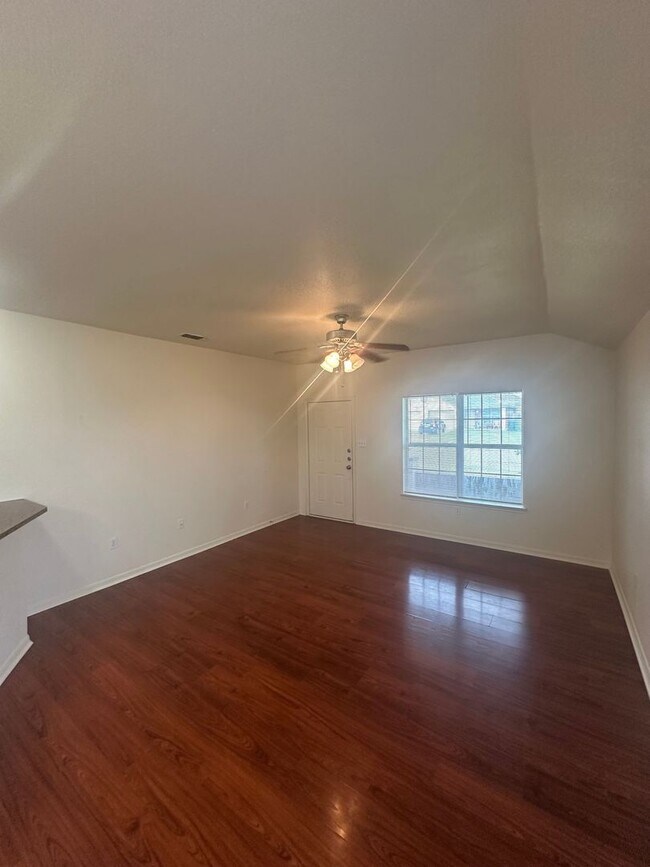 Building Photo - 3204 Baldwin Loop