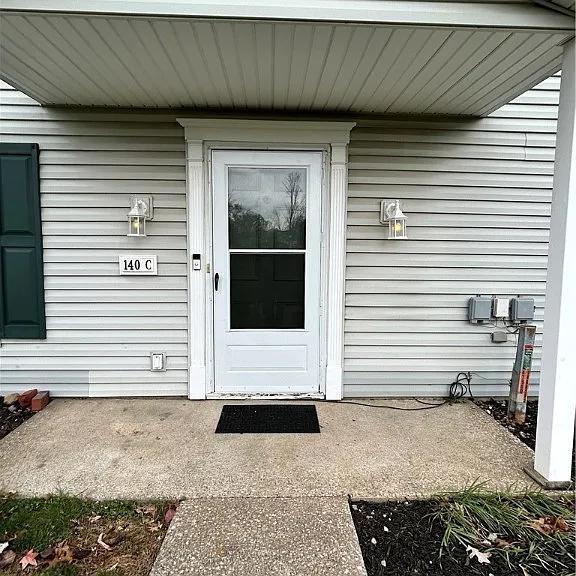 Foto del edificio - 140 Ivy Hill Ln