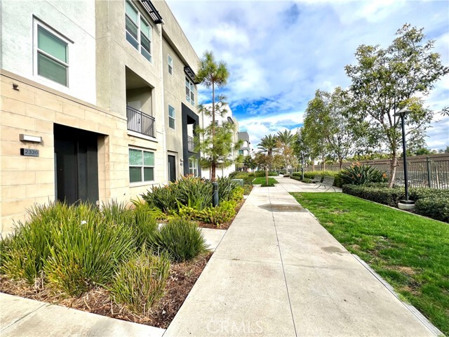 Building Photo - 2336 Synergy