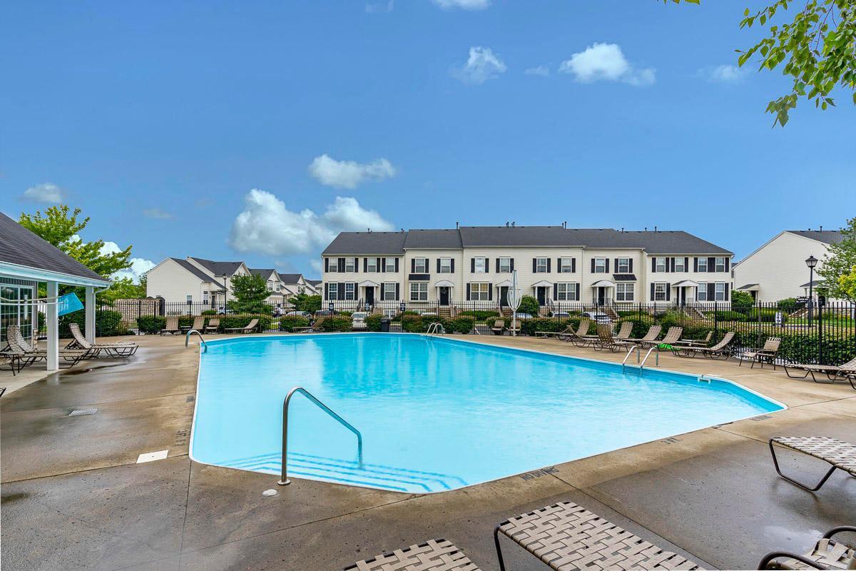 Foto principal - 308 Oxford Oak Dr