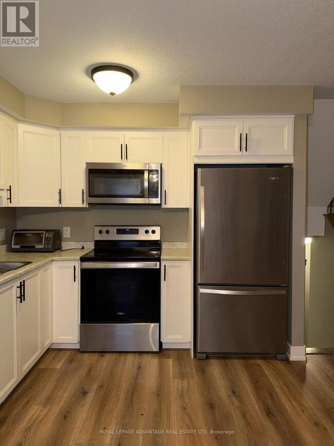 Building Photo - 5 Staples Blvd