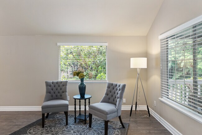 Building Photo - 14717 46th Ave Ct NW