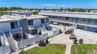 Building Photo - 6777 Winkler Rd