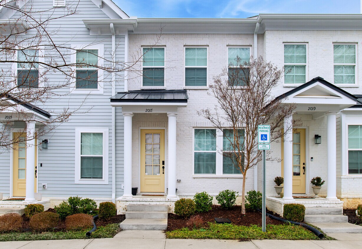 2017 Morrison Ridge Dr, Nashville, TN 37221 Townhome Rentals in