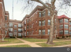 Building Photo - 5675 Waterman Blvd