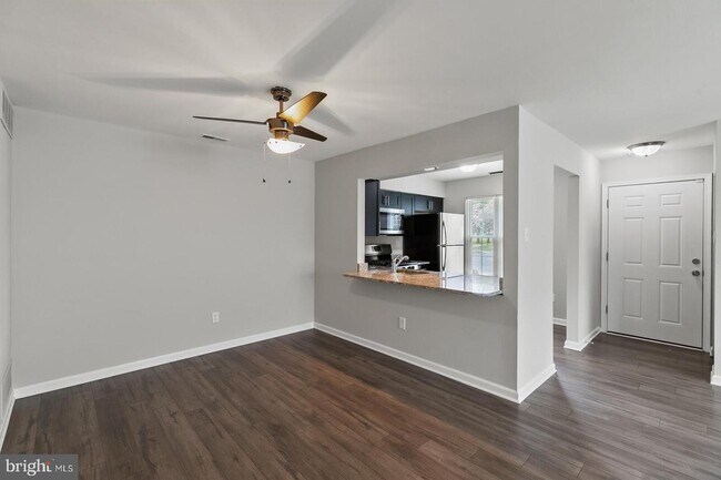 Foto del edificio - 531 Shetland Ct